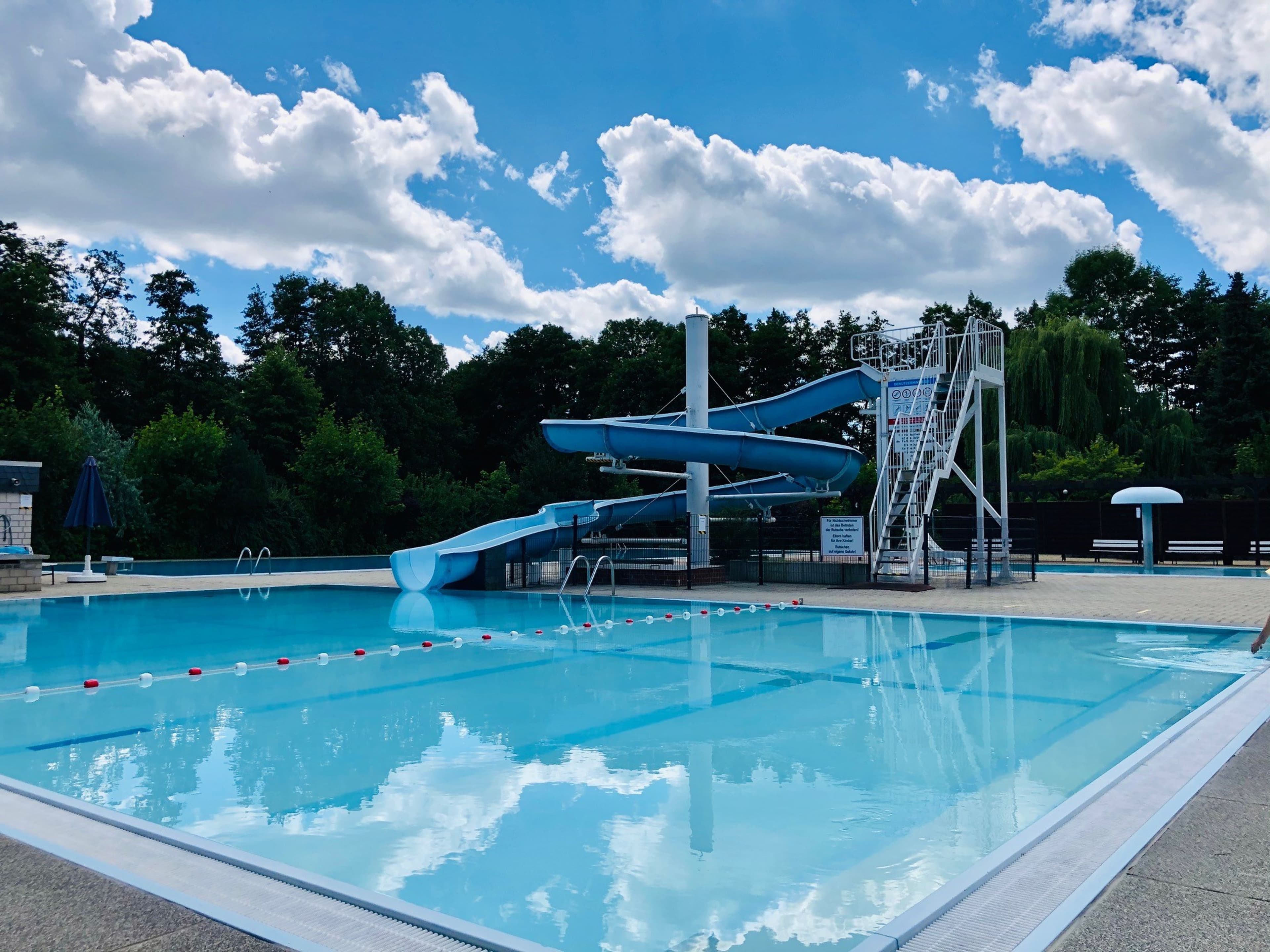 Einheitsgemeinde übernimmt Schwimm-Transportkosten
