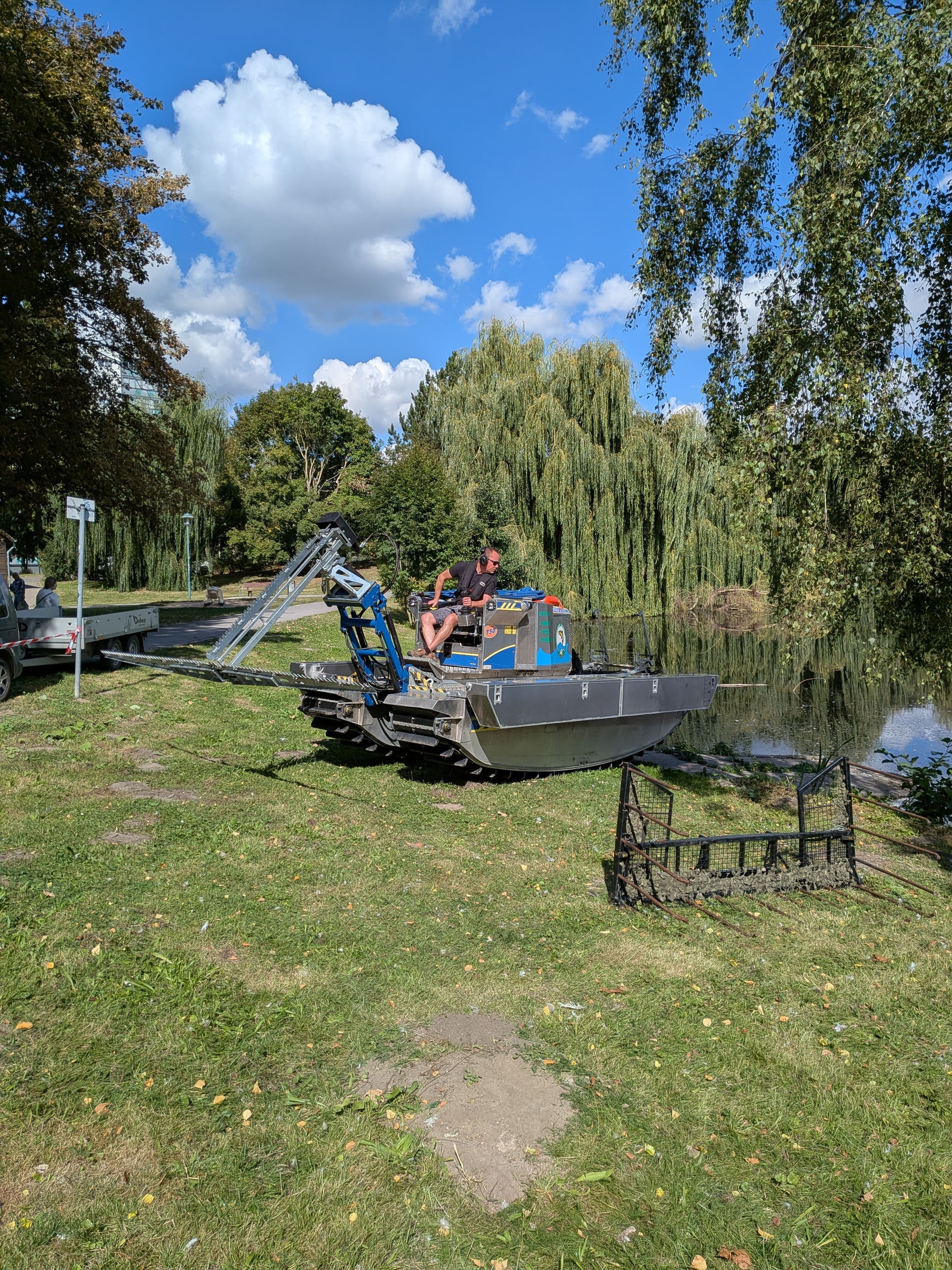 Pflegeaktion am Stadtsee in Stendal gestartet